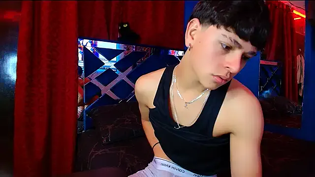 MsKatieX – webcam model profile photo Image 15