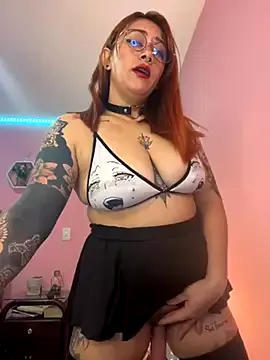 CourtneyCorsetX – webcam model profile photo Image 18