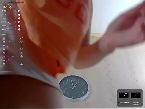 LiaObrien19 – webcam model profile photo Image 8