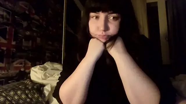 BustyRea – webcam model profile photo Image 15