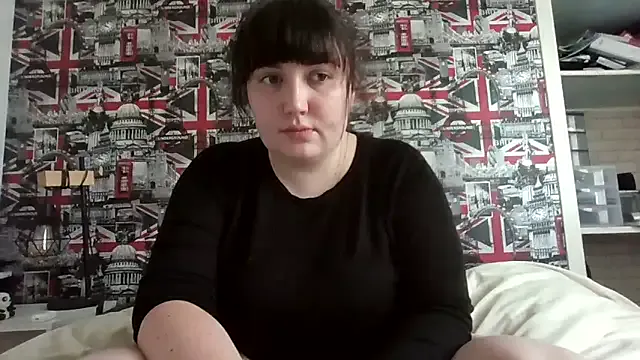 BustyRea – webcam model profile photo Image 17