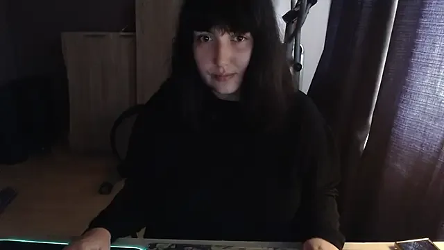 BustyRea – webcam model profile photo Image 2