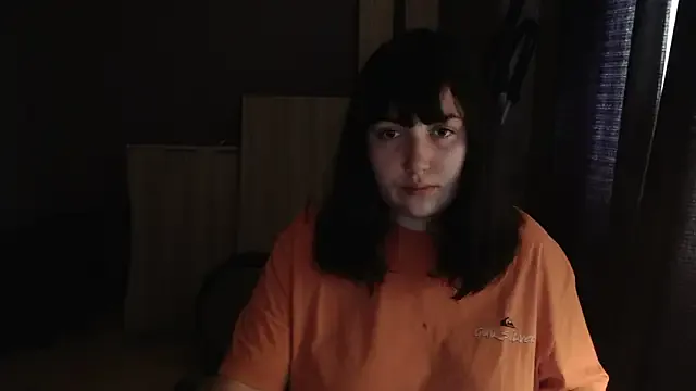 BustyRea – webcam model profile photo Image 4