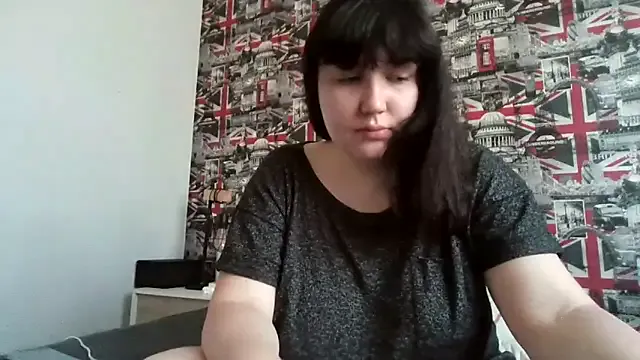 BustyRea – webcam model profile photo Image 5