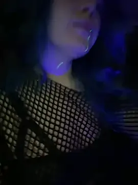 CarryOnJhonn – webcam model profile photo Image 10