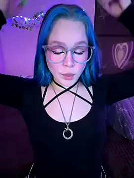 CarryOnJhonn – webcam model profile photo Image 16