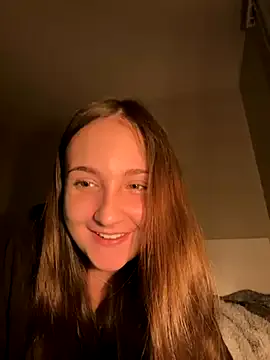 LuccyMilky – webcam model profile photo Image 5