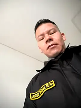 shanalove – webcam model profile photo Image 13