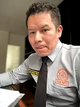 shanalove – webcam model profile photo Image 7