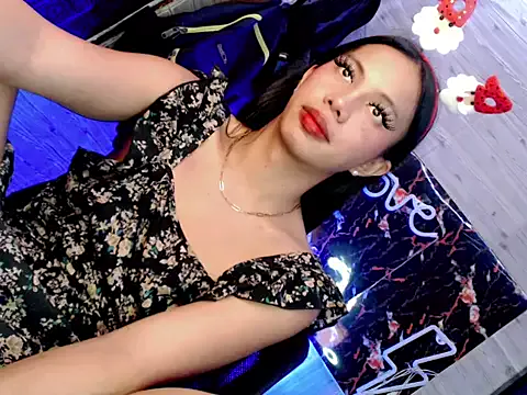 NinaVegas – webcam model profile photo Image 4