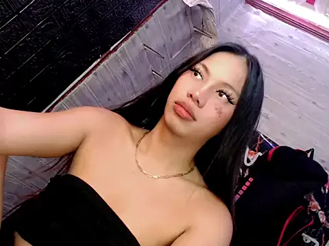 NinaVegas – webcam model profile photo Image 7