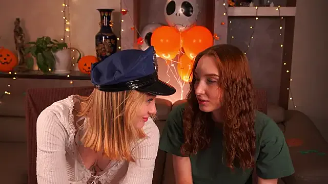 CrimxonJade – webcam model profile photo Image 4