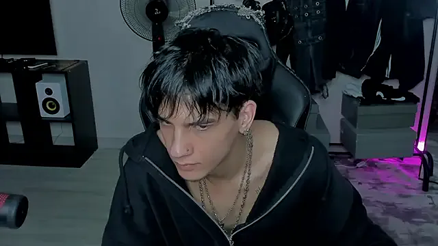 alandelrey57 – webcam model profile photo Image 6