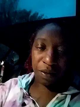 MarsNina – webcam model profile photo Image 6