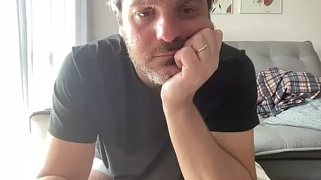 marriedbullbrazil's Thumb Image
