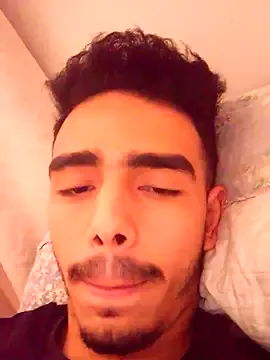 Gokujyo-Namanaka – webcam model profile photo Image 2