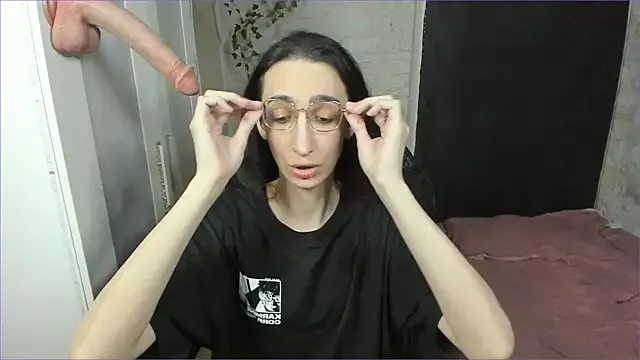 BitchVal – webcam model profile photo Image 13