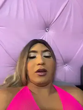 dovesdiary – webcam model profile photo Image 17