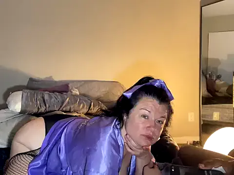 Suki19 – webcam model profile photo Image 14