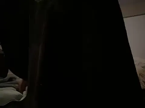 Suki19 – webcam model profile photo Image 3