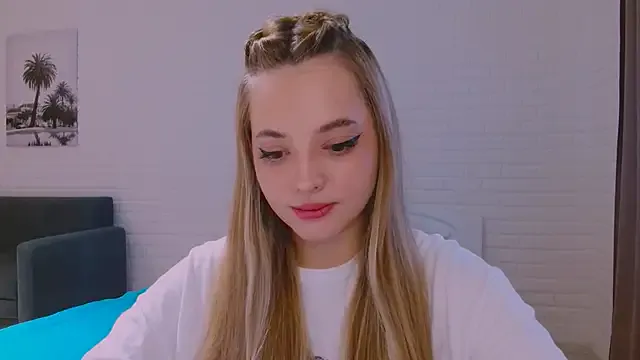 PrincessOPoison – webcam model profile photo Image 8