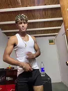 BimboFawn – webcam model profile photo Image 10