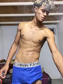 BimboFawn – webcam model profile photo Image 14