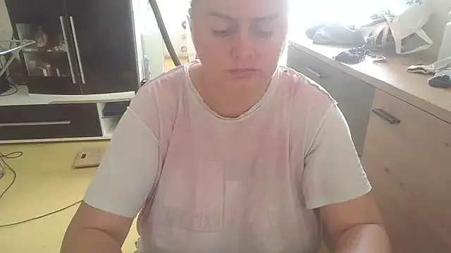 Goldi159 – webcam model profile photo Image 2