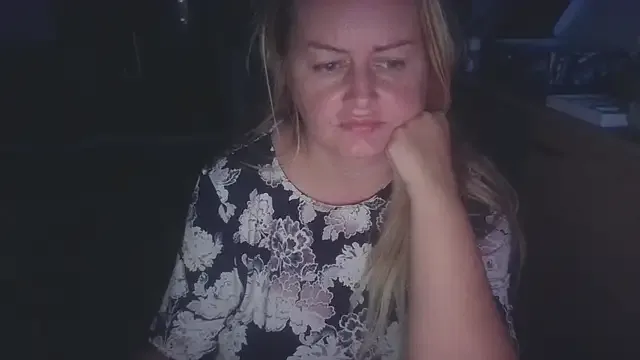 Goldi159 – webcam model profile photo Image 8