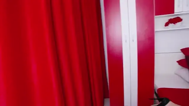 SebasTheAngel – webcam model profile photo Image 16