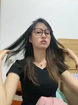 FitnesMilfy – webcam model profile photo Image 3