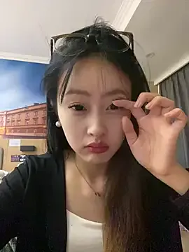 FitnesMilfy – webcam model profile photo Image 5