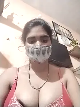 Yasmini – webcam model profile photo Image 9