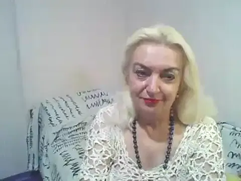 SophiiaStarr – webcam model profile photo Image 5