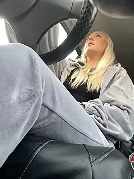 stonerbaby – webcam model profile photo Image 14