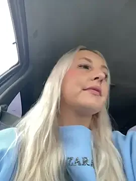 stonerbaby – webcam model profile photo Image 16