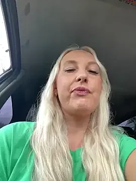 stonerbaby – webcam model profile photo Image 9