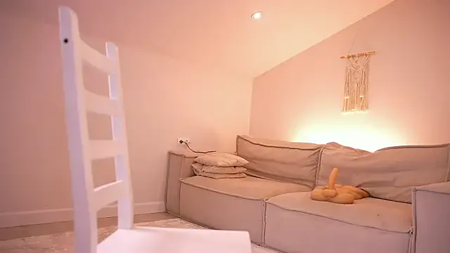 AbbyBermudez – webcam model profile photo Image 5