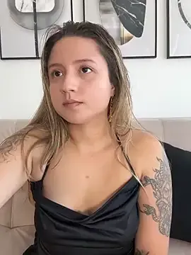 ScarlethCruzz – webcam model profile photo Image 8