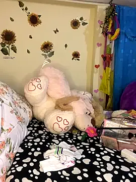 TrinitySuccubus – webcam model profile photo Image 12