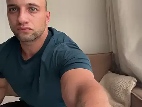 DaisyBloomX – webcam model profile photo Image 9