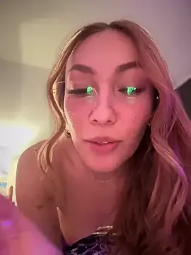 TaisK – webcam model profile photo Image 4