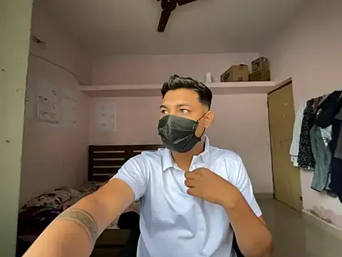 PassionRaines – webcam model profile photo Image 9