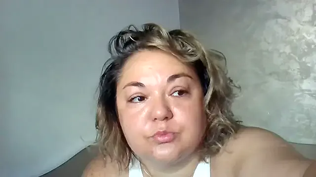BimboKitten – webcam model profile photo Image 11