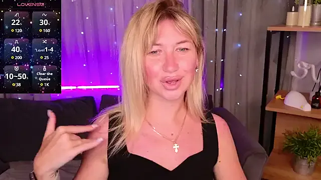 Alice_Valentine – webcam model profile photo Image 2