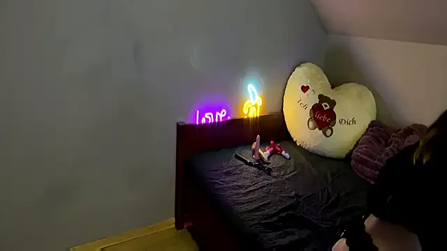 kanelandersonn – webcam model profile photo Image 6