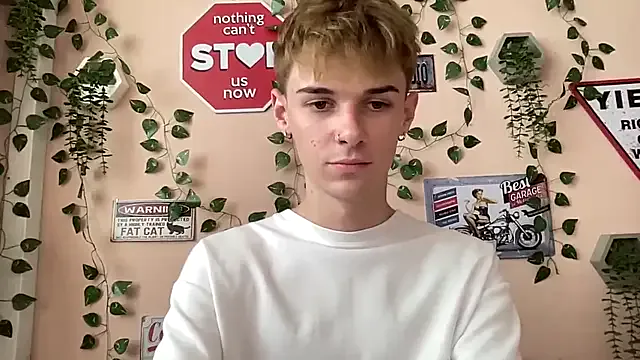 GIAAHH – webcam model profile photo Image 16