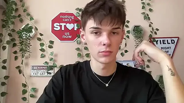 GIAAHH – webcam model profile photo Image 17