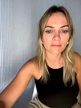 LaurenStar25 – webcam model profile photo Image 13