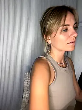 LaurenStar25 – webcam model profile photo Image 14